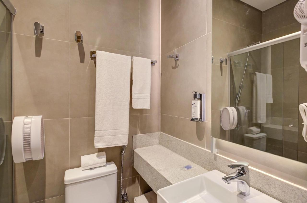 Fast Sleep Suites By Slaviero Hoteis - Hotel Dentro Do Aeroporto De Guarulhos - Terminal 2 - Desembarque Oeste Ngoại thất bức ảnh